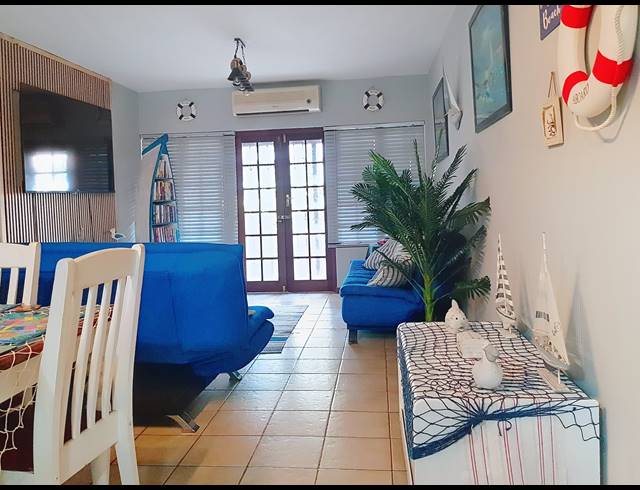 2 BEDROOM SECTIONAL TITLE FOR SALE IN SCOTTBURGH CENTRAL